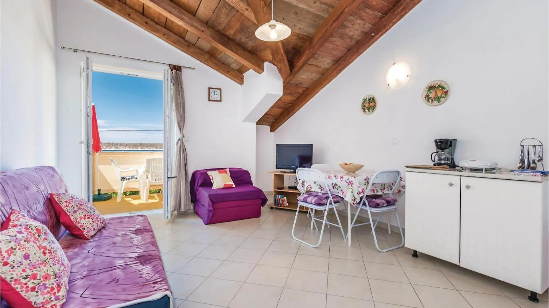 Nice Apartment In Rab With Kitchen Barbat na Rabu